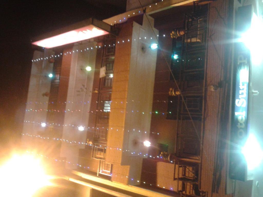 Hotel Surya Plaza Neu-Delhi Exterior foto