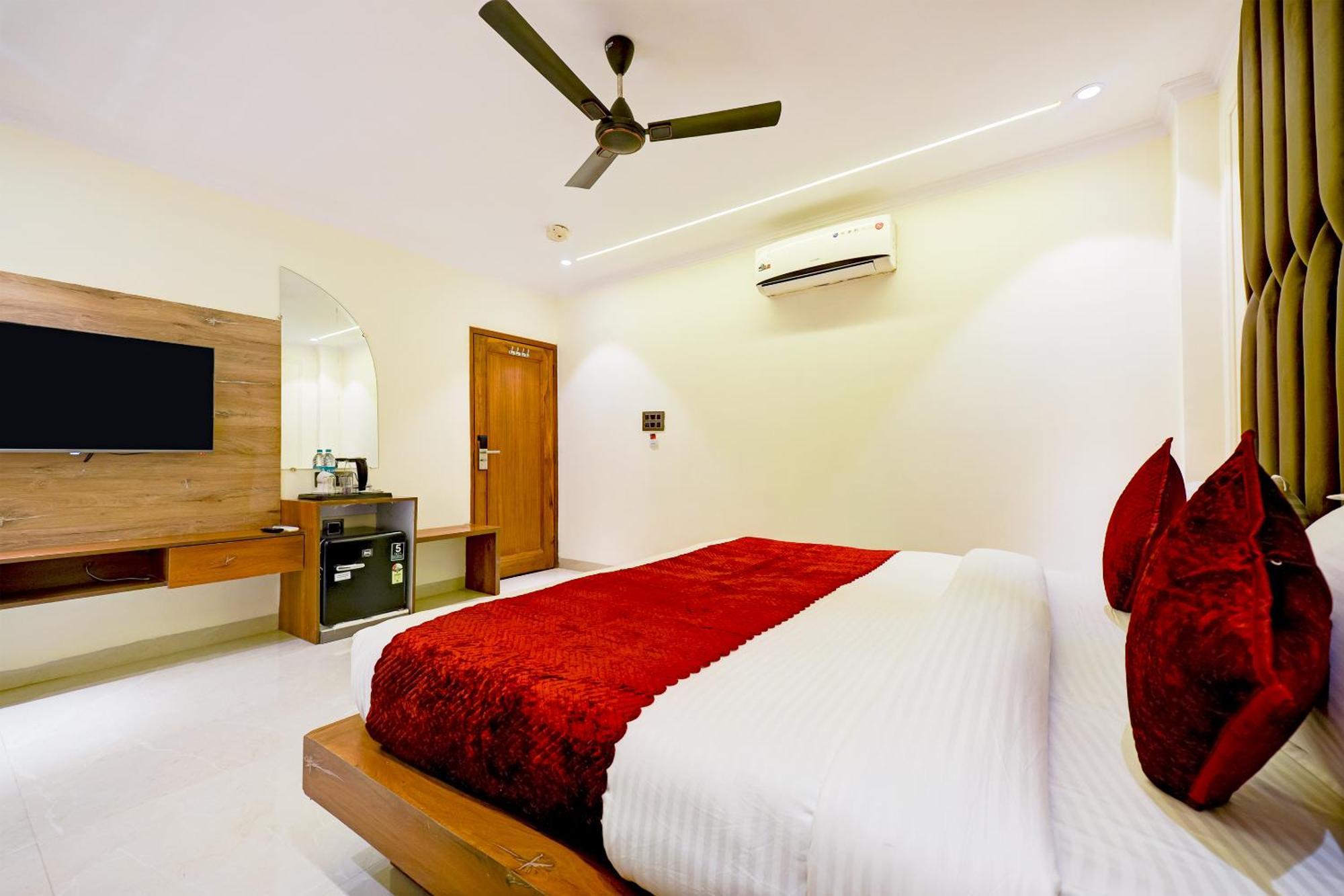 Hotel Surya Plaza Neu-Delhi Exterior foto
